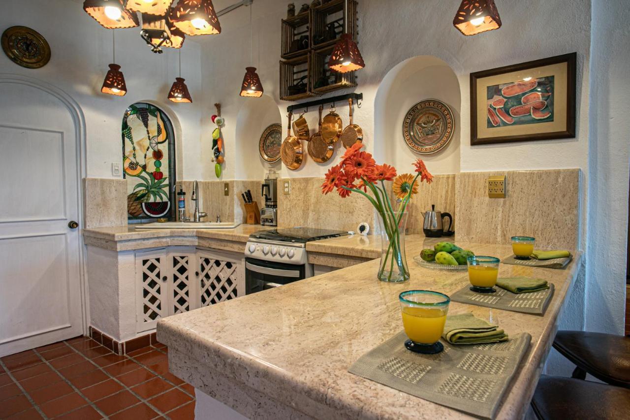 Avenida Paseo De La Marina 249, Marina Vallarta, 48335, Jal 푸에르토 발라타 외부 사진
