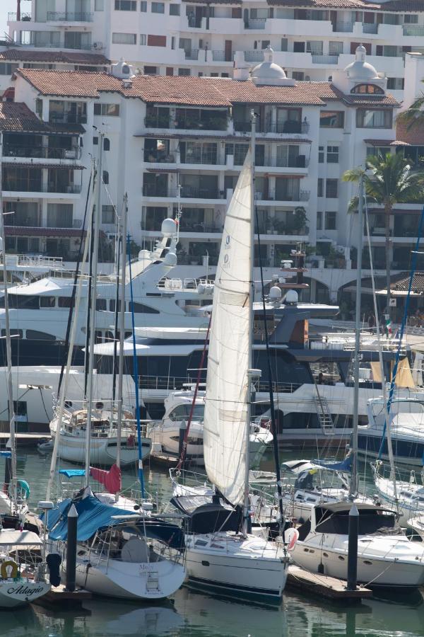 Avenida Paseo De La Marina 249, Marina Vallarta, 48335, Jal 푸에르토 발라타 외부 사진