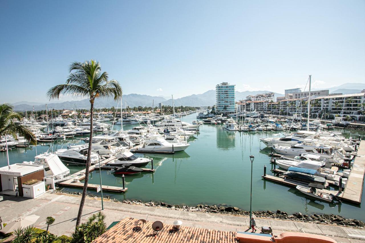 Avenida Paseo De La Marina 249, Marina Vallarta, 48335, Jal 푸에르토 발라타 외부 사진