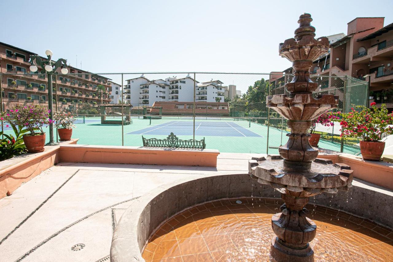 Avenida Paseo De La Marina 249, Marina Vallarta, 48335, Jal 푸에르토 발라타 외부 사진